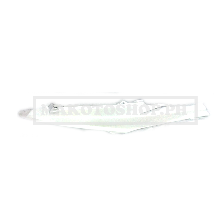 COVER, BODY, RH (WHITE) (RV1-2, SPORTBONUS SR)