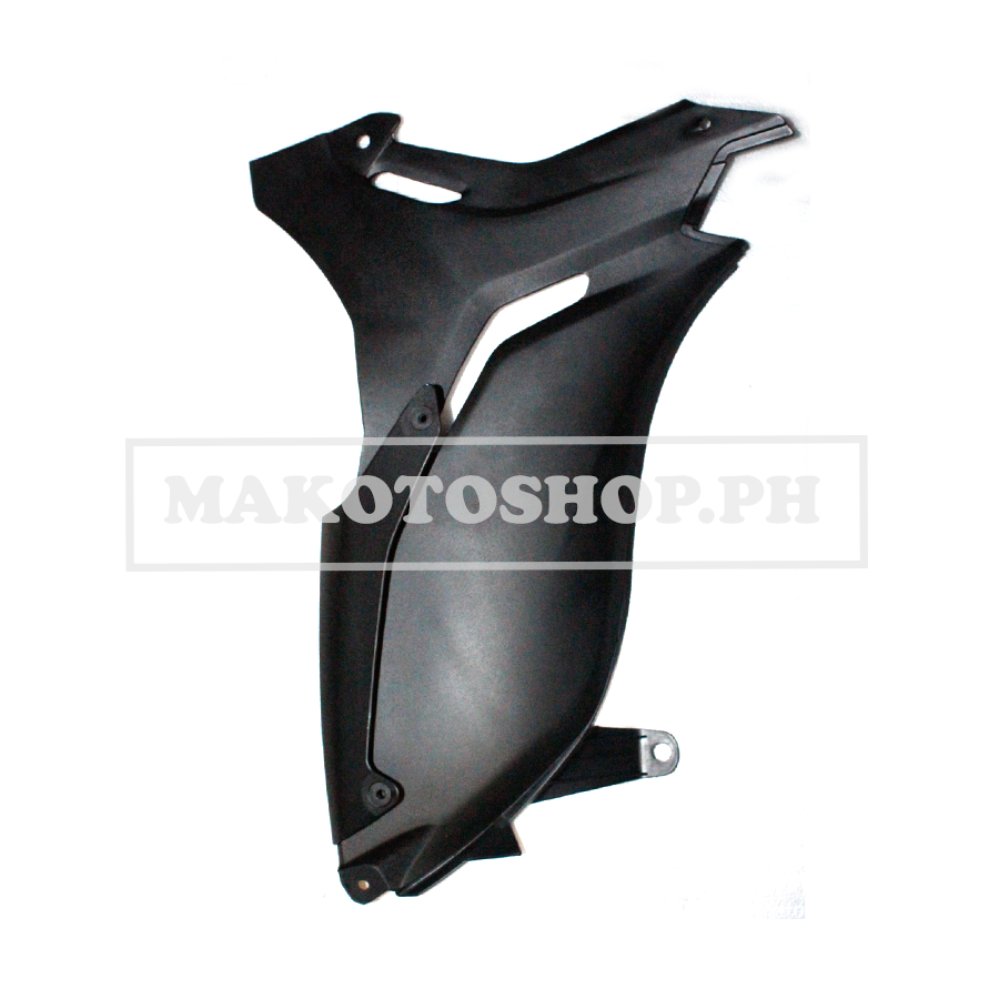 COVER, MAIN PIPE, RH (RAPIDO 110)